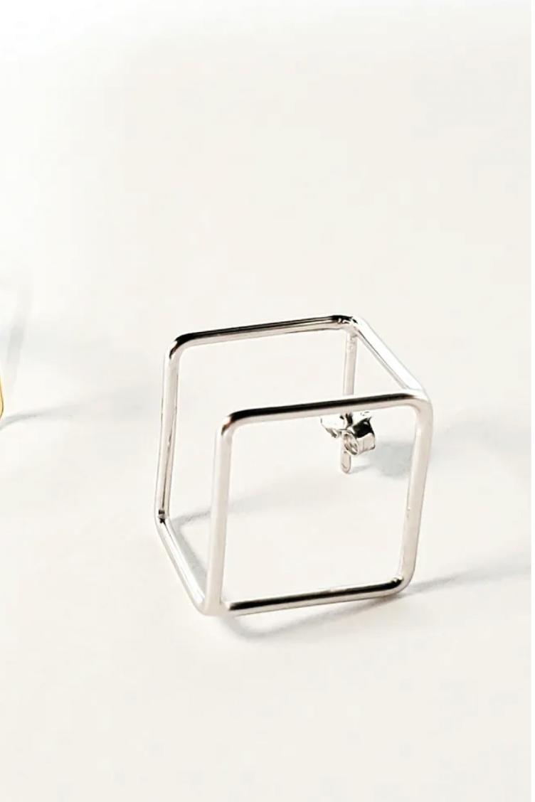 Studs `Cube` Silver - AVA