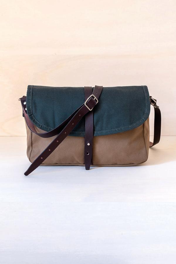 Crossbody Bag `Alma` M-14 | Green & Brown - SeptemberMay