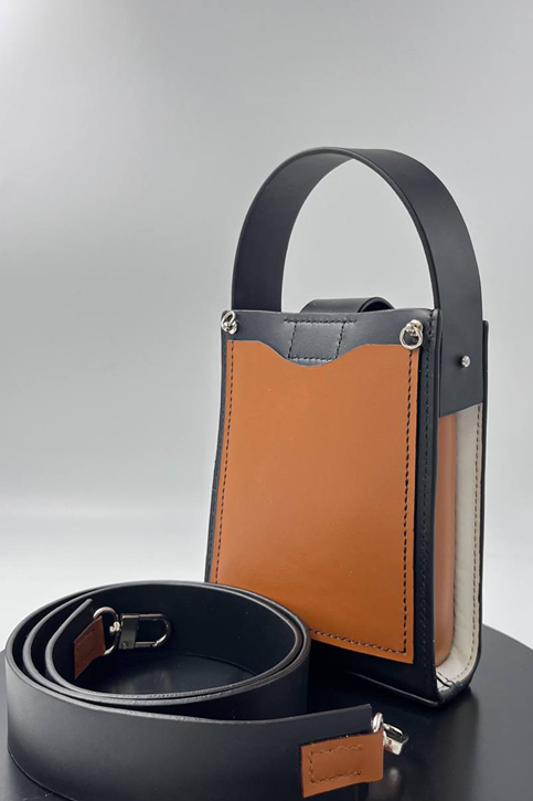 Handle Bag `Tricolor` Black/Camel/White - Léger