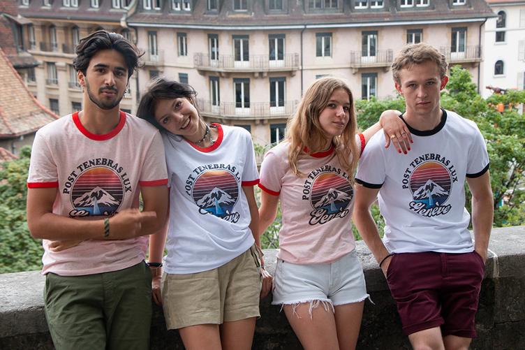 T-Shirt `Genève Vintage Style` - Rose chiné/Rouge - U/C by Eliran Ashraf - 14